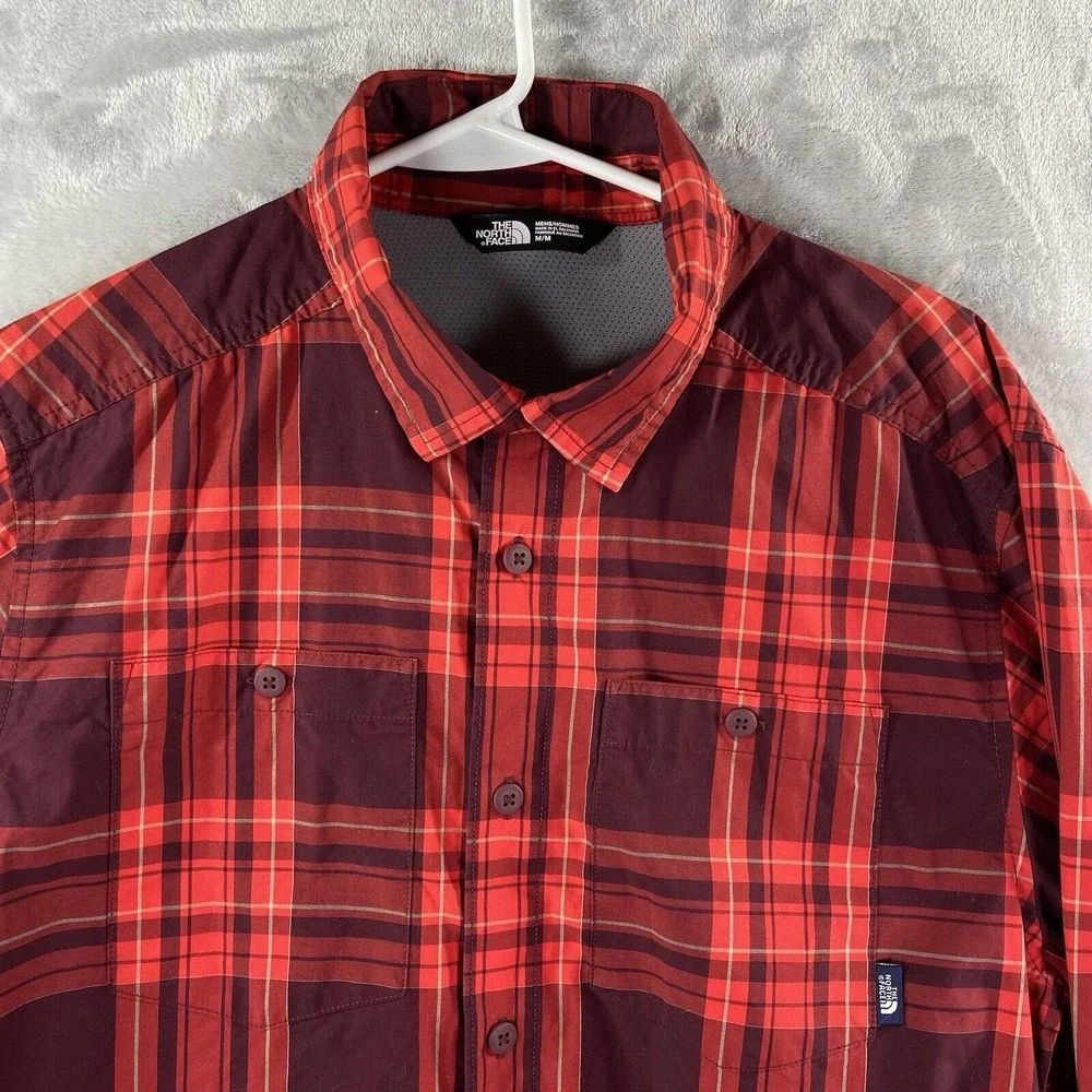 The North Face Shirt men's Medium Button Up Vented Fishing Roll Tabs Red Plaid